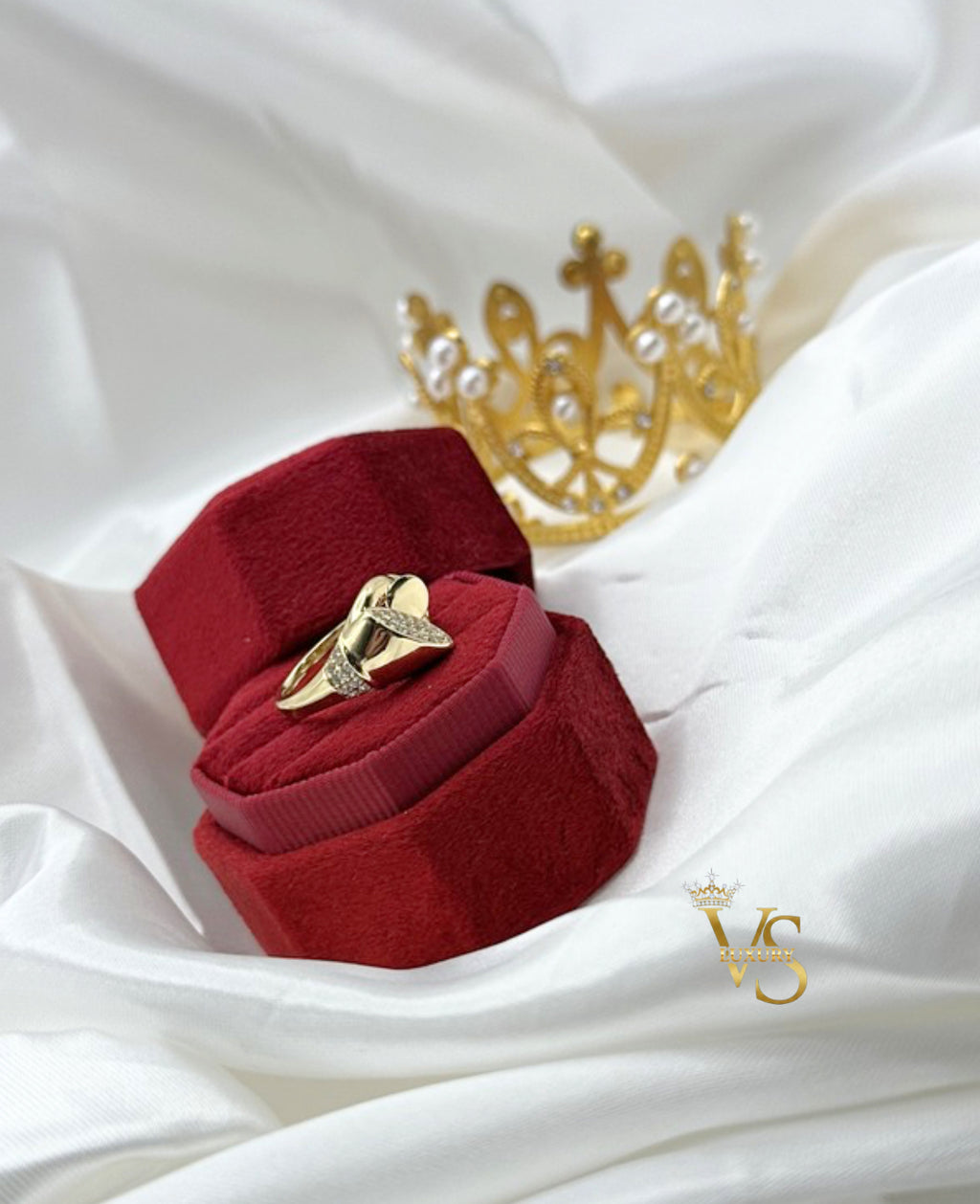 Valdes Luxury 14K Gold Plated Oval Zirconia Ring – High Quality Daily Wear Ring