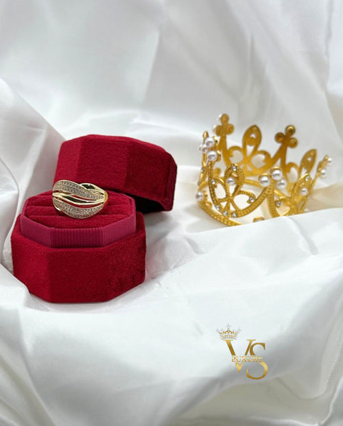 Valdes Luxury 14K Gold Plated Zirconia Wave Ring – Elegant Statement Daily Wear Ring