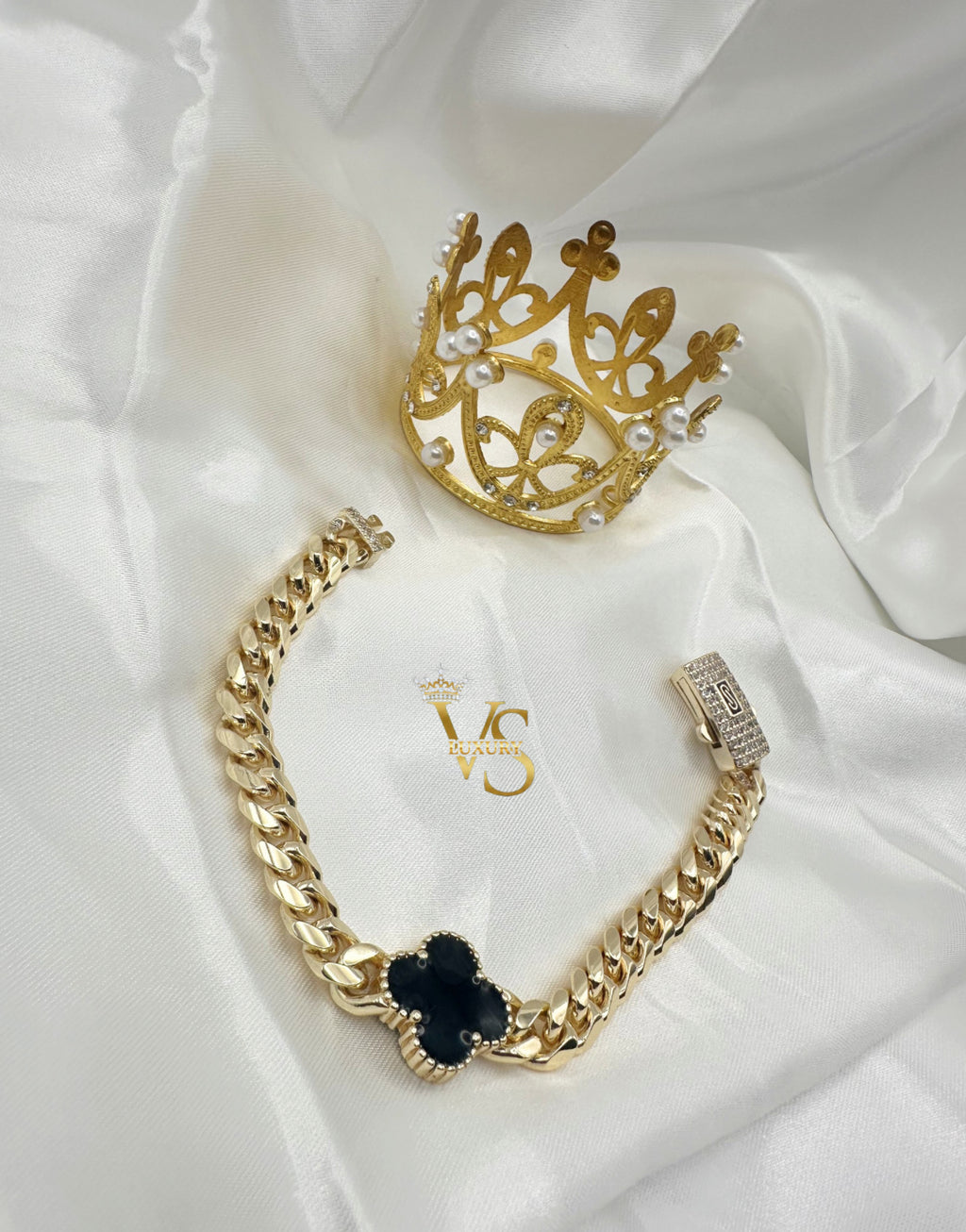 Valdes Luxury Black Flower Cuban Link Bracelet – 14K Gold Laminated Jewelry