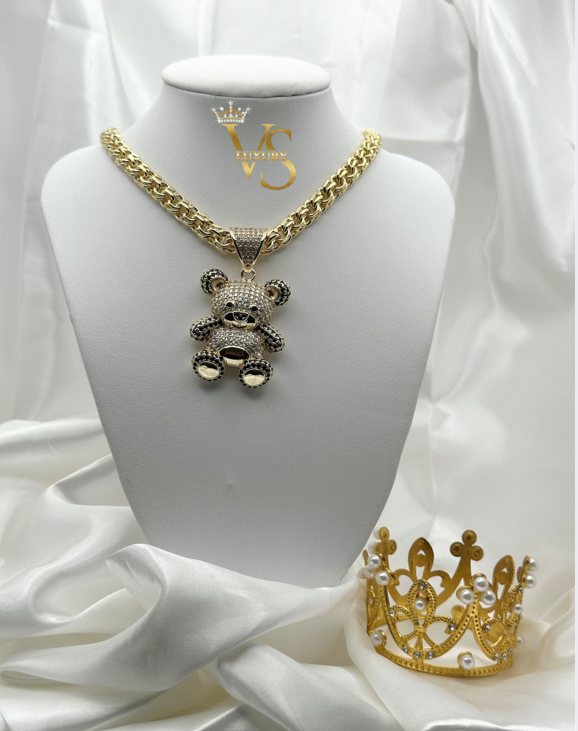 Valdes Luxury Teddy Bear Pendant Chain – 14K Gold Plated, High Quality Everyday Jewelry