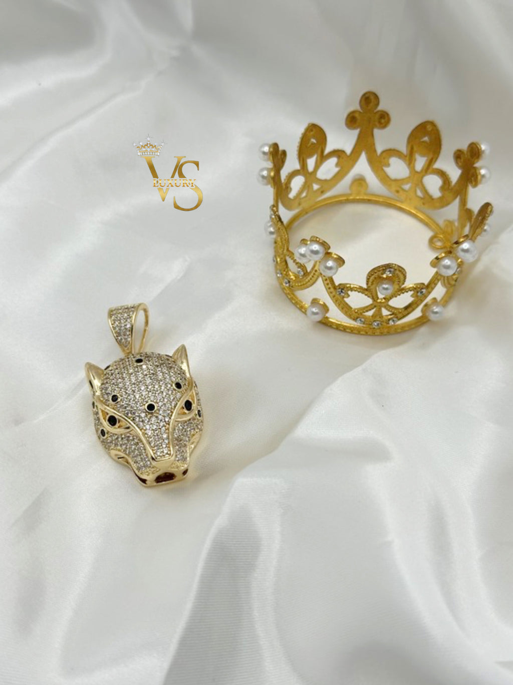 Valdes Luxury Panther Head Zirconia Pendant – 14K Gold Plated, High Quality Statement Jewelry