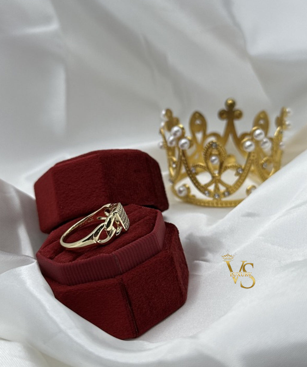 Valdes Luxury Gold Laminated 14K Chain Style Zirconia Ring High Quality Daily Wear