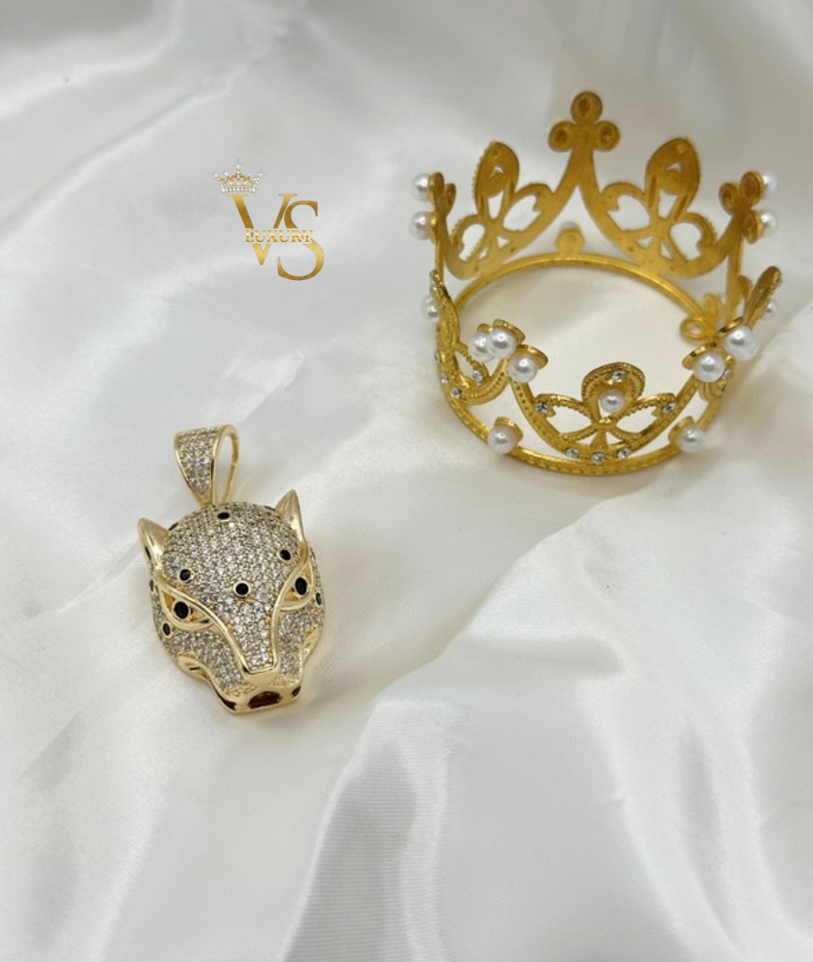 Valdes Luxury Panther Head Zirconia Pendant – 14K Gold Plated, High Quality Statement Jewelry