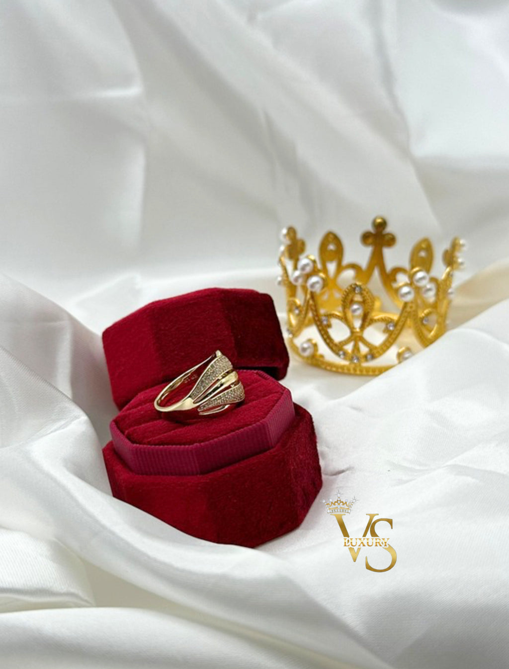 Valdes Luxury 14K Gold Plated Zirconia Wave Ring – Elegant Statement Daily Wear Ring