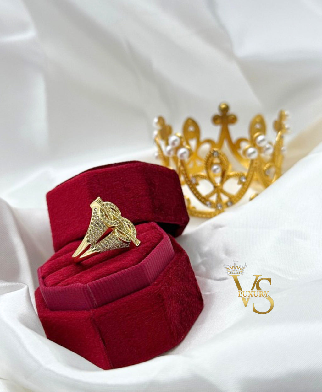 Valdes Luxury Gold Laminated 14K Dollar Sign Zirconia Ring High Quality Daily Wear