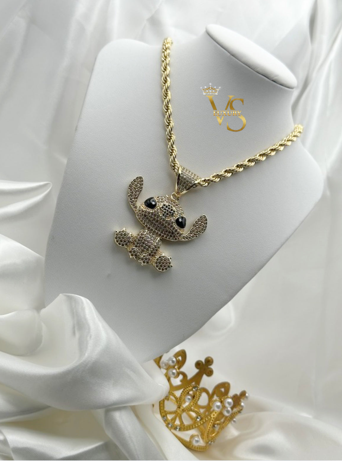 Valdes Luxury Cartoon Character Pink Zirconia Pendant Chain – 14K Gold Plated, High Quality Everyday Jewelry