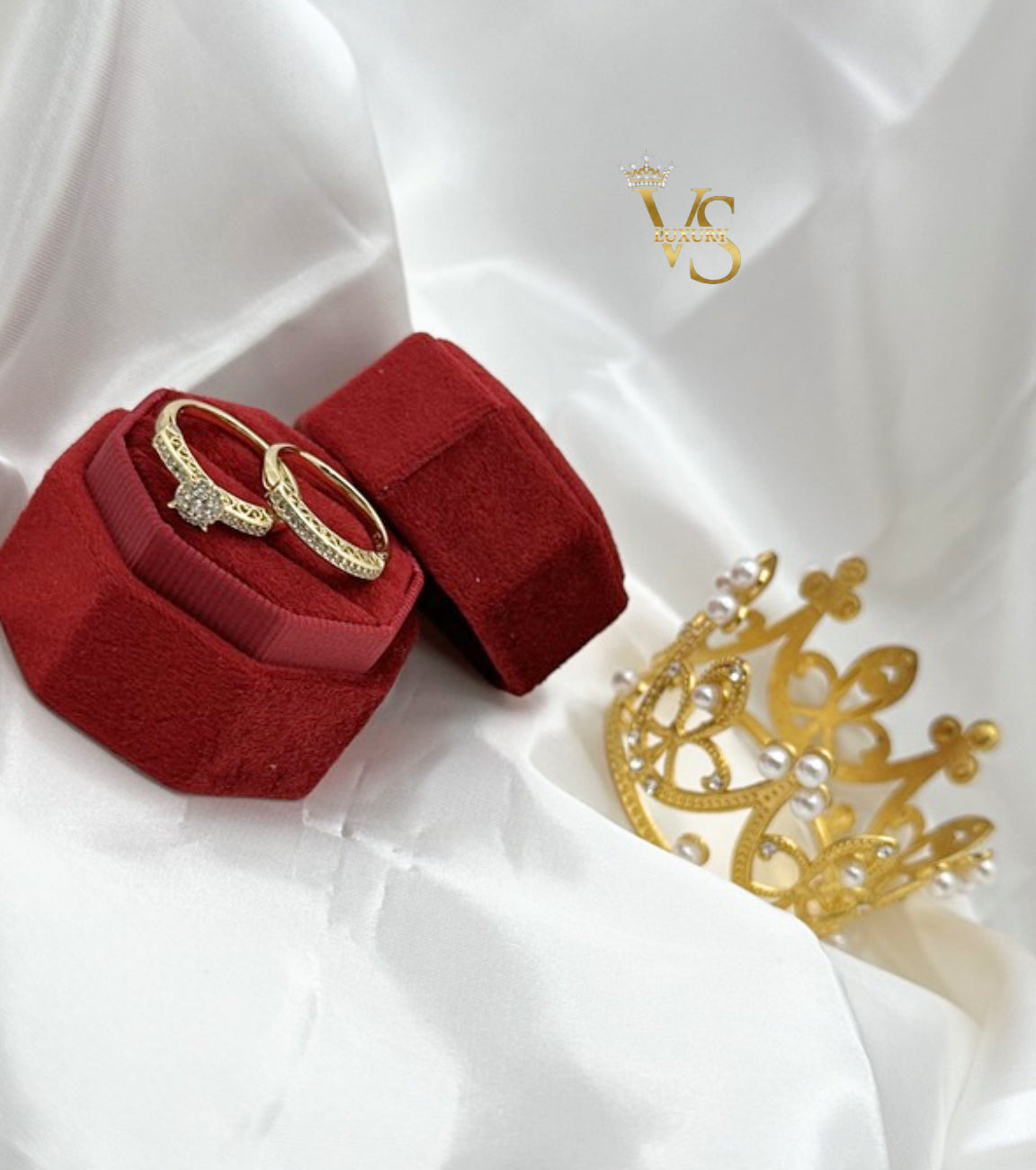 Valdes Luxury 14K Gold Plated Round Zirconia Engagement Ring Set – Elegant Bridal Set