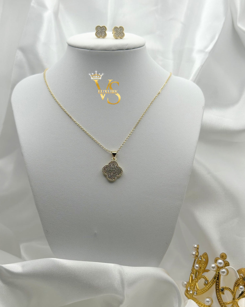 Valdes Luxury Flower Jewelry Set – 14K Gold Plated Laminated Necklace and Earrings with Zirconia