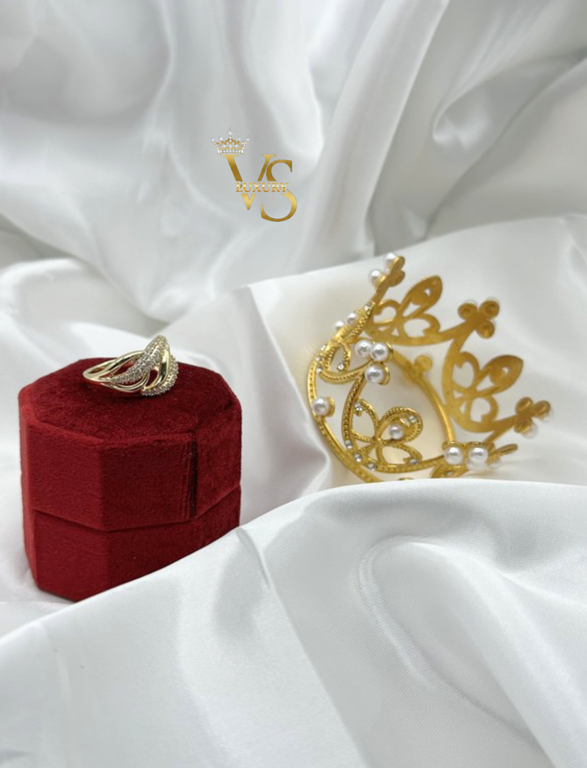Valdes Luxury Elegant Zirconia Wave Ring – 14K Gold Laminated