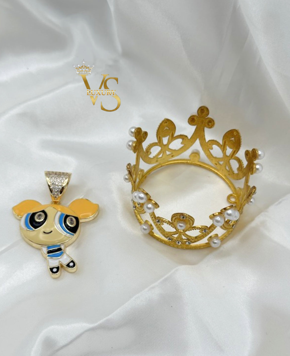 Valdes Luxury Cartoon Girl Blue Enamel Pendant – 14K Gold Plated, High Quality Everyday Jewelry