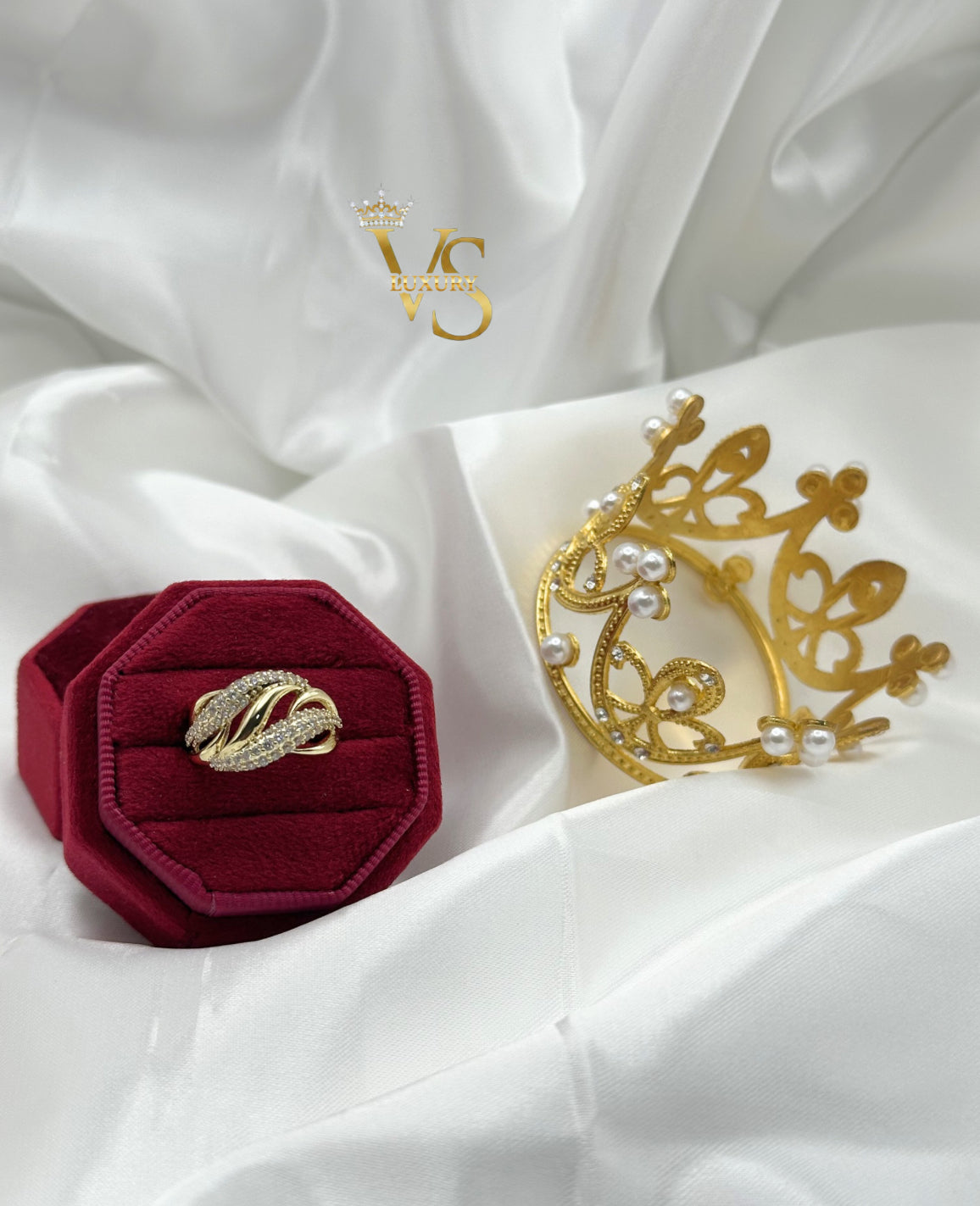Valdes Luxury Elegant Zirconia Wave Ring – 14K Gold Laminated