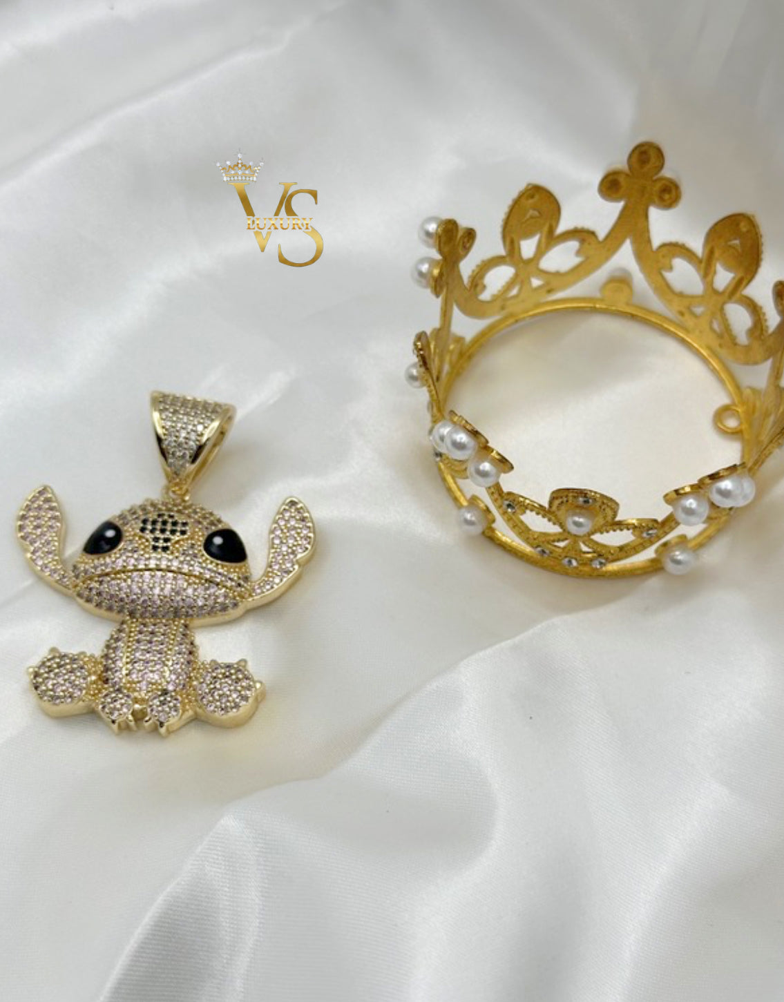 Valdes Luxury Cartoon Character Zirconia Pendant – 14K Gold Plated, High Quality Statement Jewelry